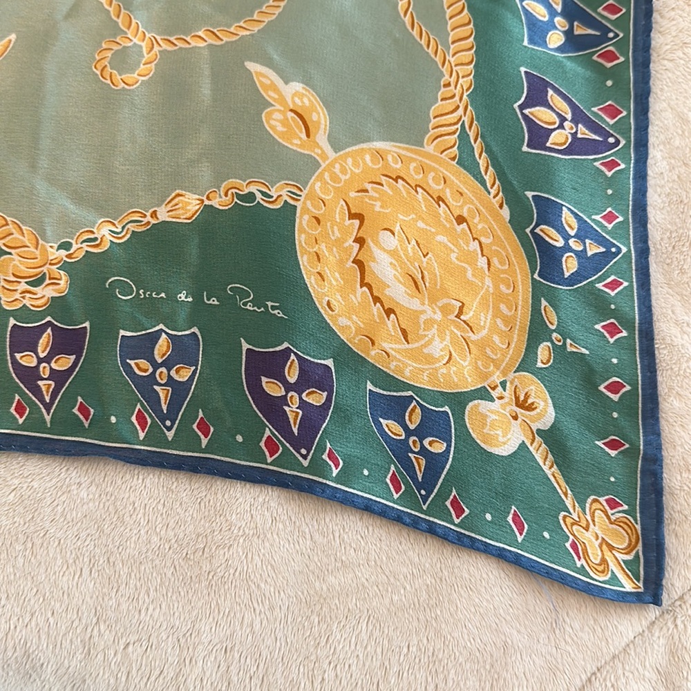Oscar de la Renta Scarf